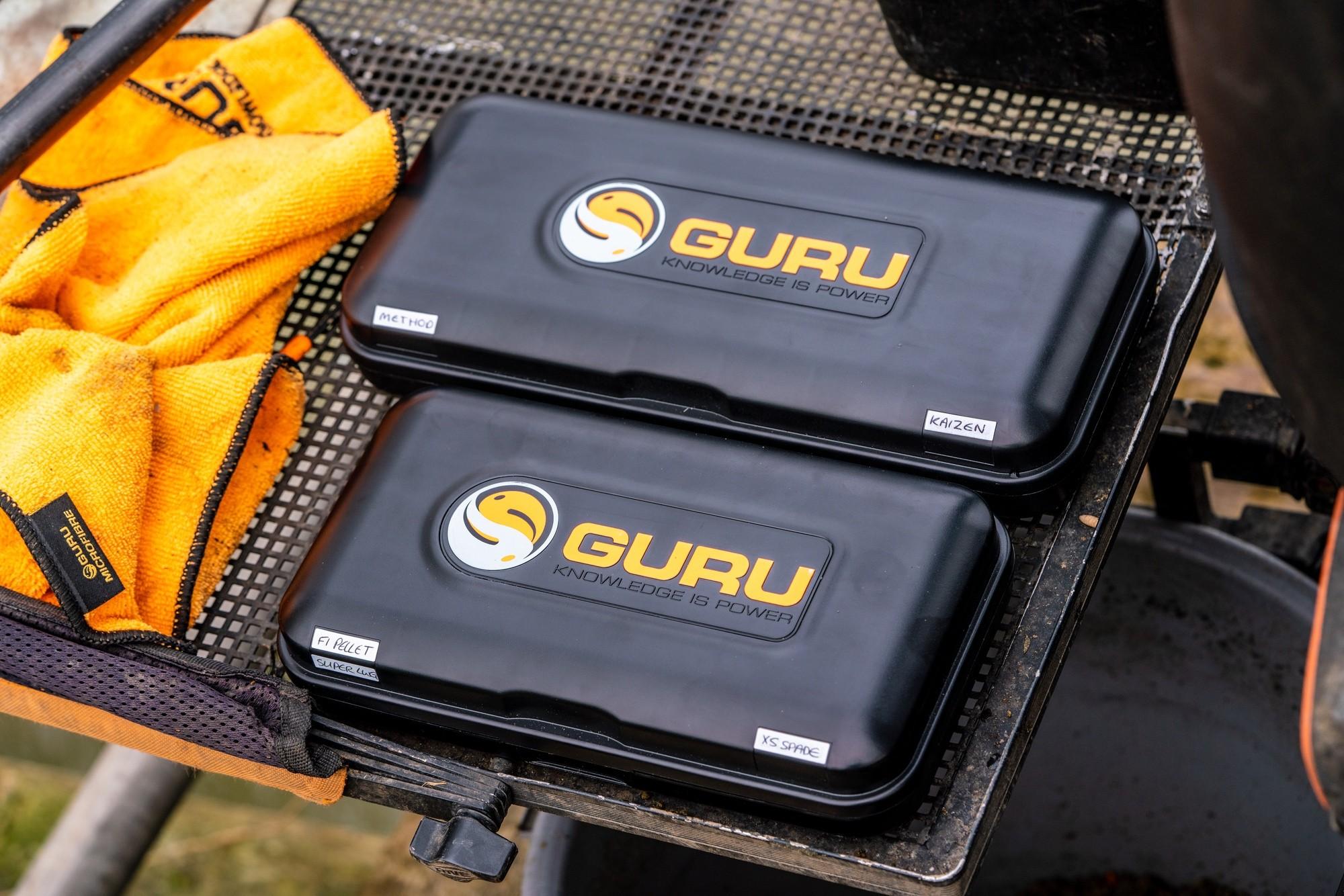 Guru Adjustable Rig Case 8" Portfel na przypony