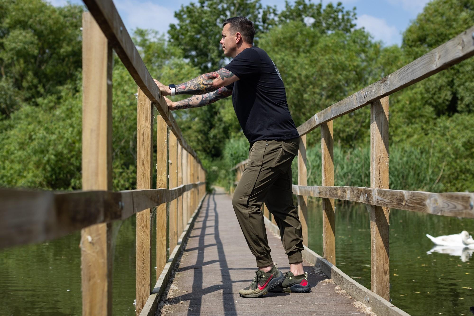 Korda Ultralite Joggers Olive r.L spodnie