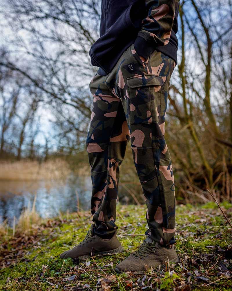 Fox LW Camo Joggers r.L spodnie