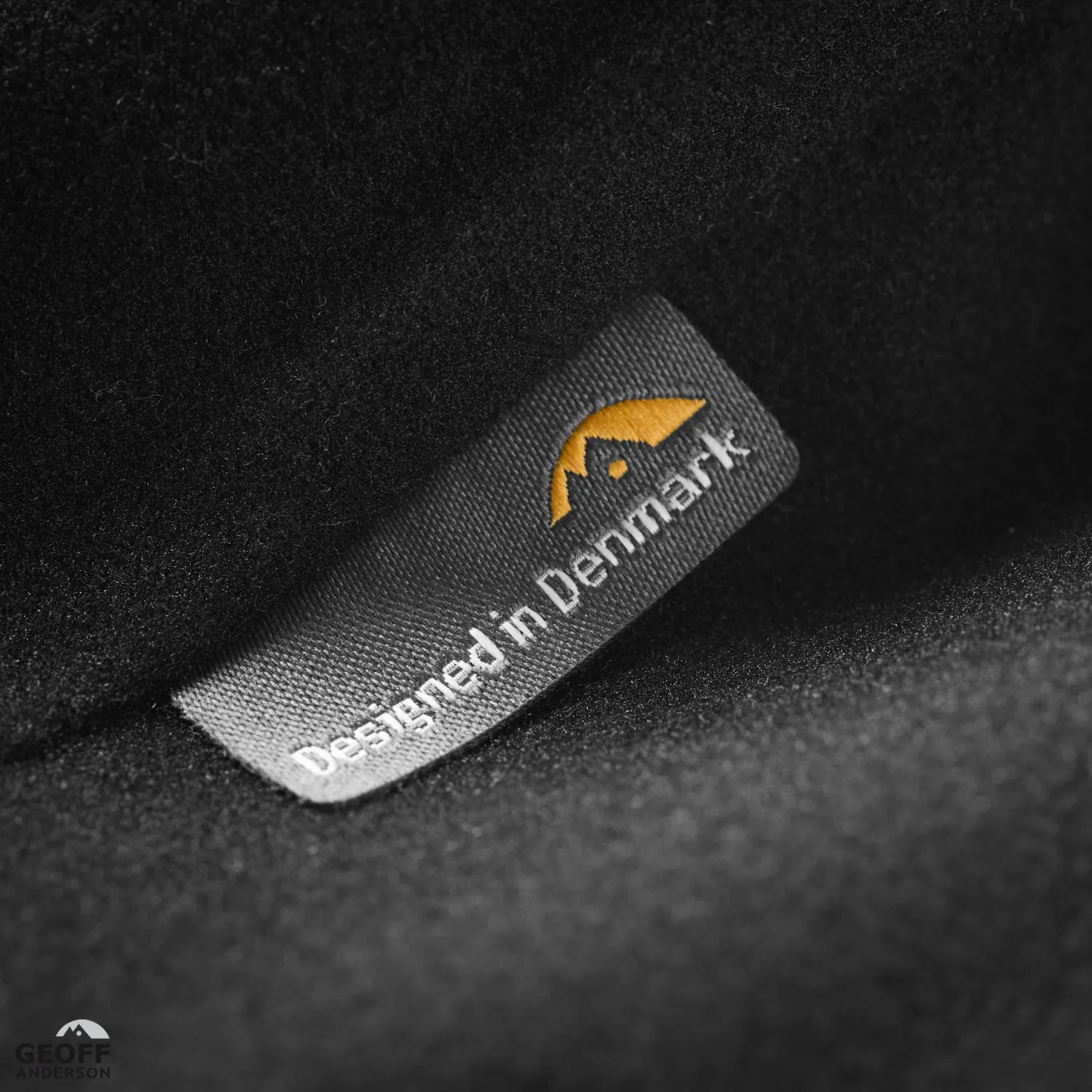 Geoff Anderson WizWool 400 Windproof Hood wiatroodporna czapka z wełny merino