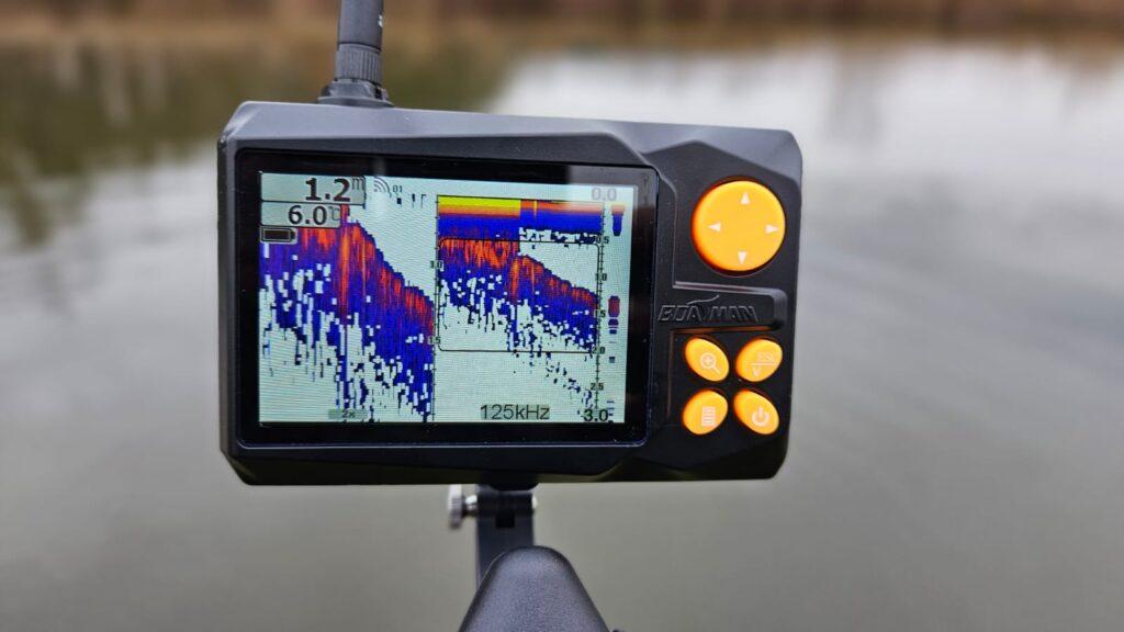 Boatman Vulcan Sonar Carbon łódka zanętowa